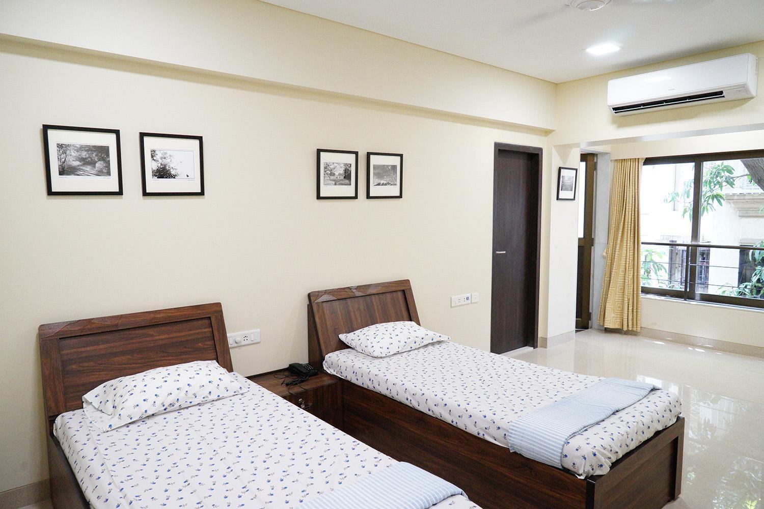Large, Modern, Private 3bhk, Khar West, Apartment