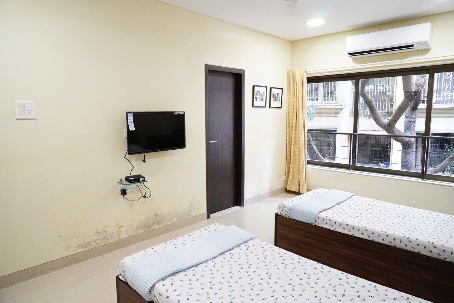 Large, Modern, Private 3bhk, Khar West, *