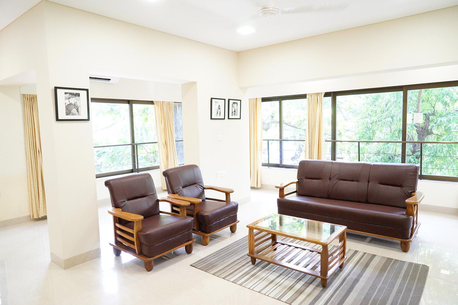 Apartment Large, Modern, Private 3bhk, Khar West, *